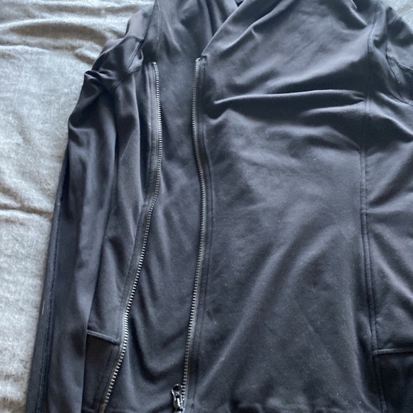 Lululemon wrap jacket - Picture 2 of 5